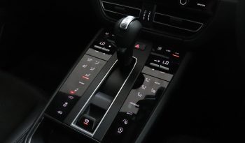 
										2022 Porsche Macan GTS full									