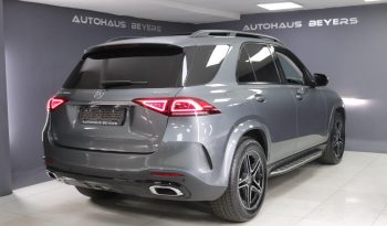 
										2022 Mercedes-Benz GLE GLE300d 4Matic AMG Line full									