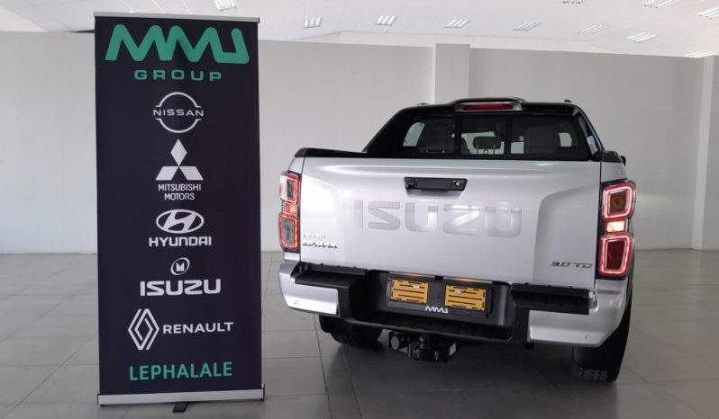 
								2024 Isuzu D-Max 3.0TD Double Cab V-Cross full									